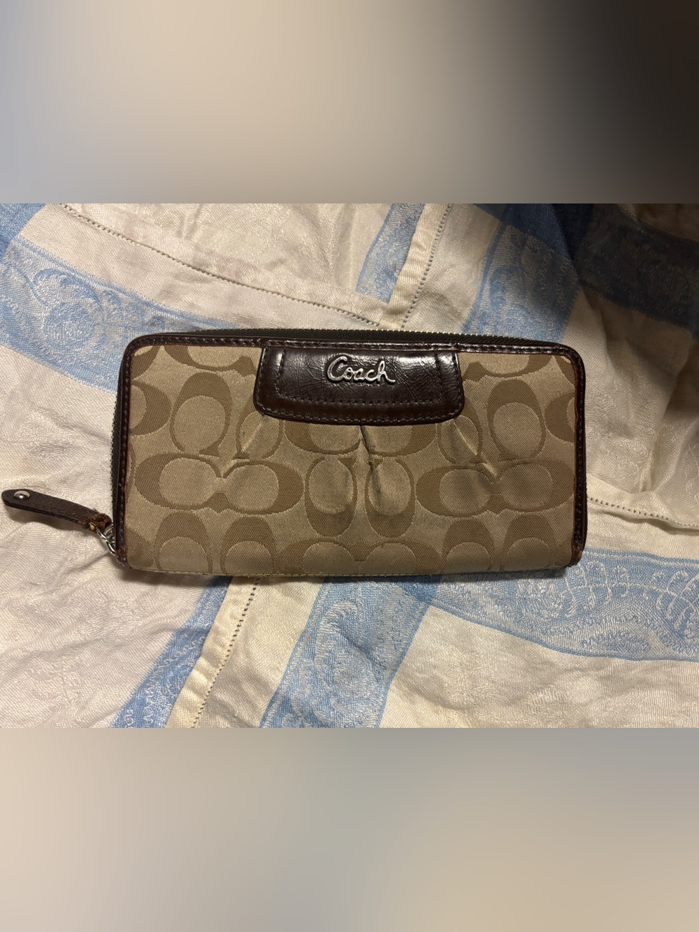 ✴️Coach Khaki Signature Canvas Wallet with Brown Leather Trim